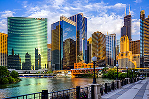 View of Chicago River toward Willis Tower