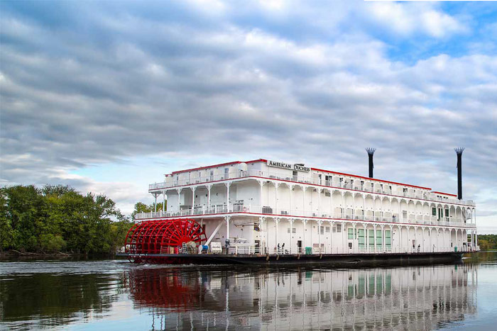 American Duchess on Mississippi River