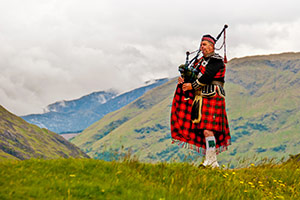 Scottish bag pipe player